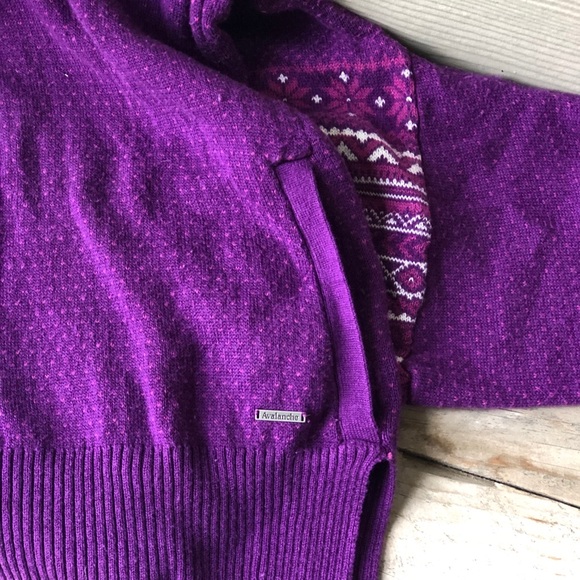 Avalanche Fair Isle Knit Sweater - Picture 7 of 7